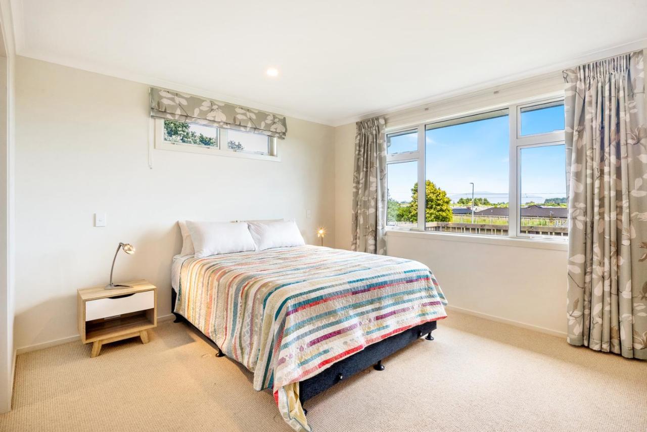 Matenga Townhouse - Waikanae Holiday Home Exterior foto